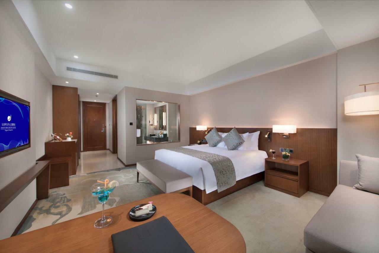 Grand New Century Hotel Jingyue Changchun Zhuanwachang Ngoại thất bức ảnh